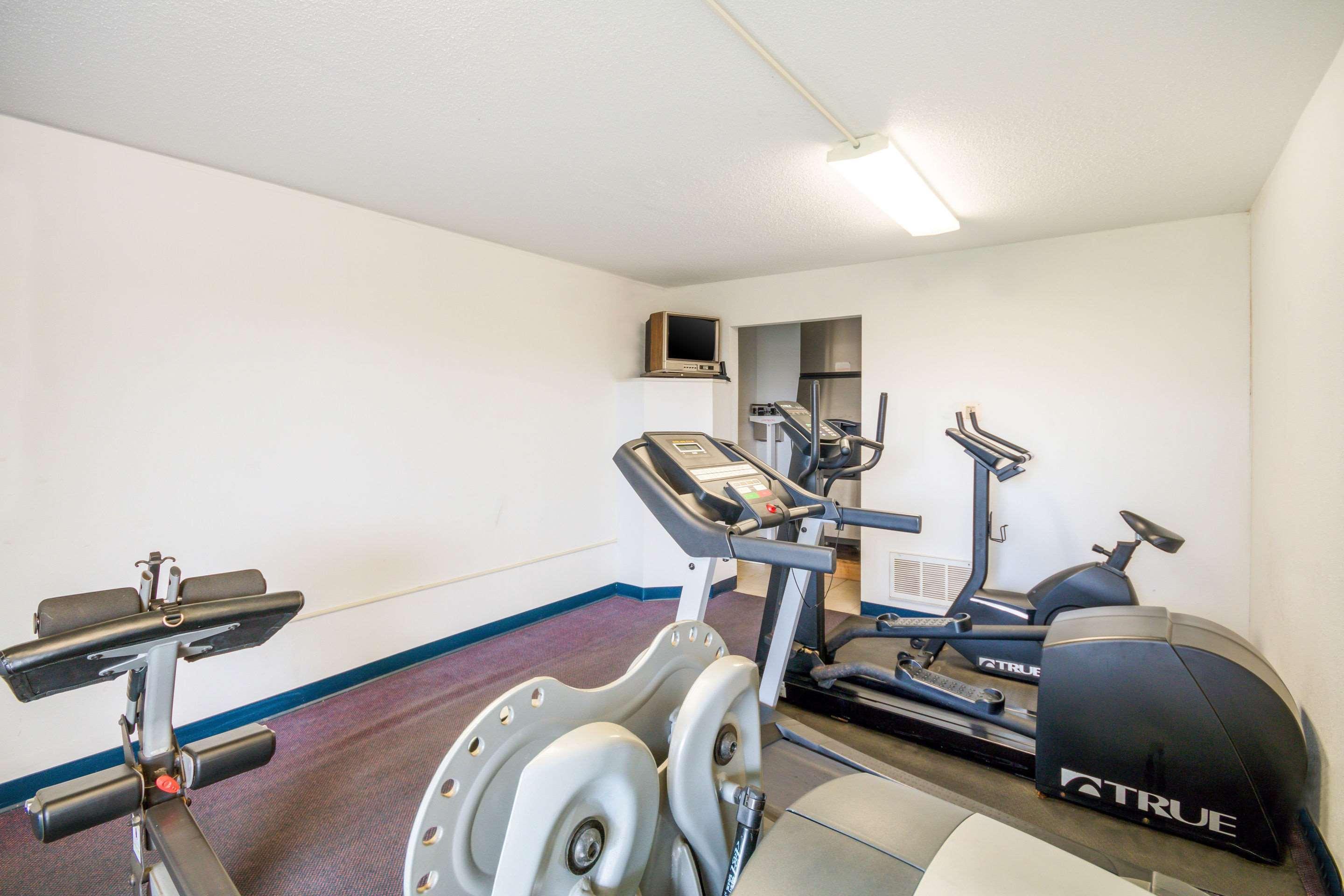Rodeway Inn And Suites Портсмут Экстерьер фото